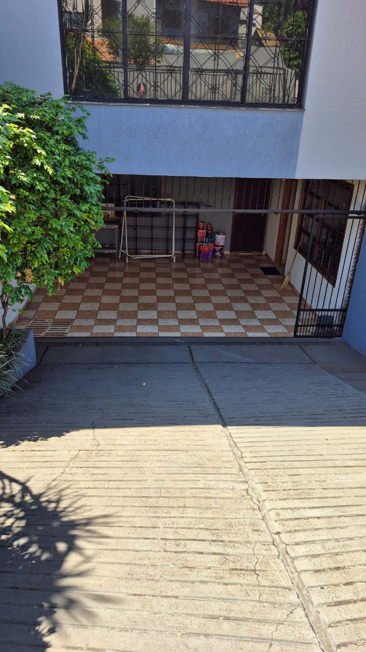 foto do anúncio Magnífica Residência: 450m² de Conforto, Lazer Impecável e Localização Perfeita