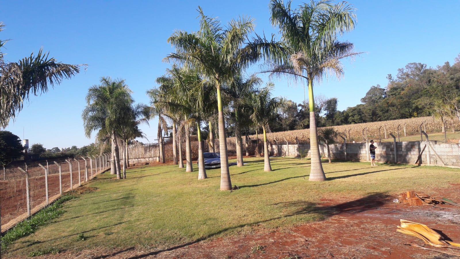 foto do anúncio Chacára 2030 m2  próximo a Condomínios Horizontas - Ótima Localização.