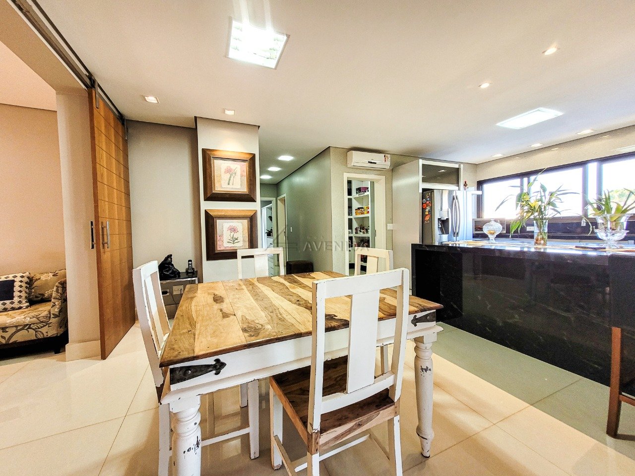 foto do anúncio Casa de Alto Padrão com Vista para o Lago à Venda no Condomínio Royal Park – Londrina/PR  (12713)