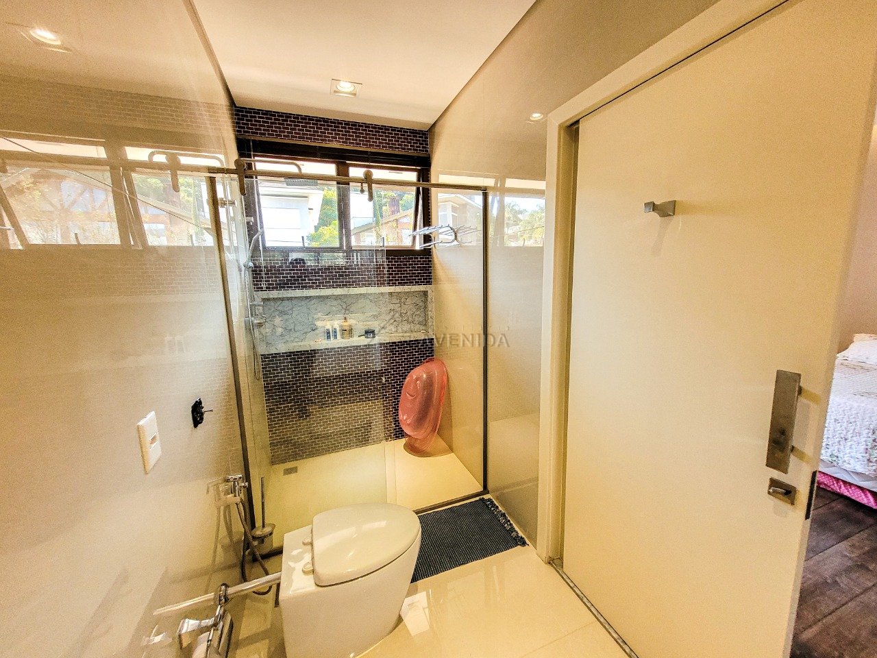 foto do anúncio Casa de Alto Padrão com Vista para o Lago à Venda no Condomínio Royal Park – Londrina/PR  (12713)