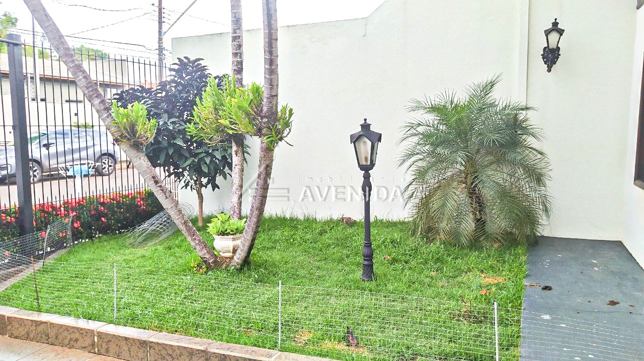 foto do anúncio Casa com 3 Suítes, Piscina e Área Gourmet à Venda no Bairro Lago Parque – Londrina/PR (11257)