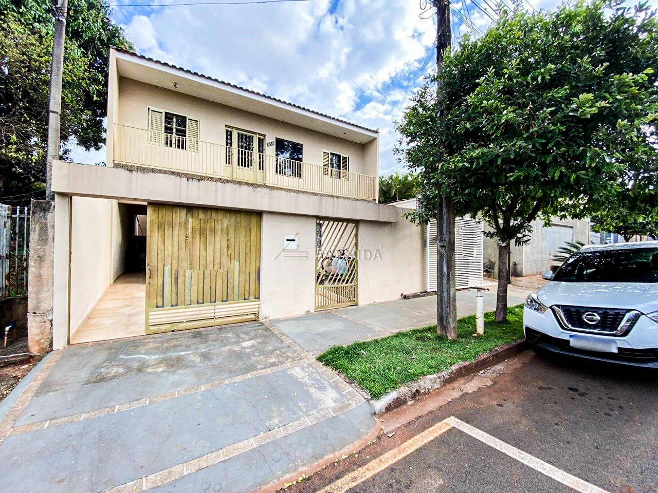 foto do anúncio Sobrado Amplo com 6 Quartos (1 Suíte) e 230 m² à Venda no Jardim Monte Belo – Londrina/PR  (12500)