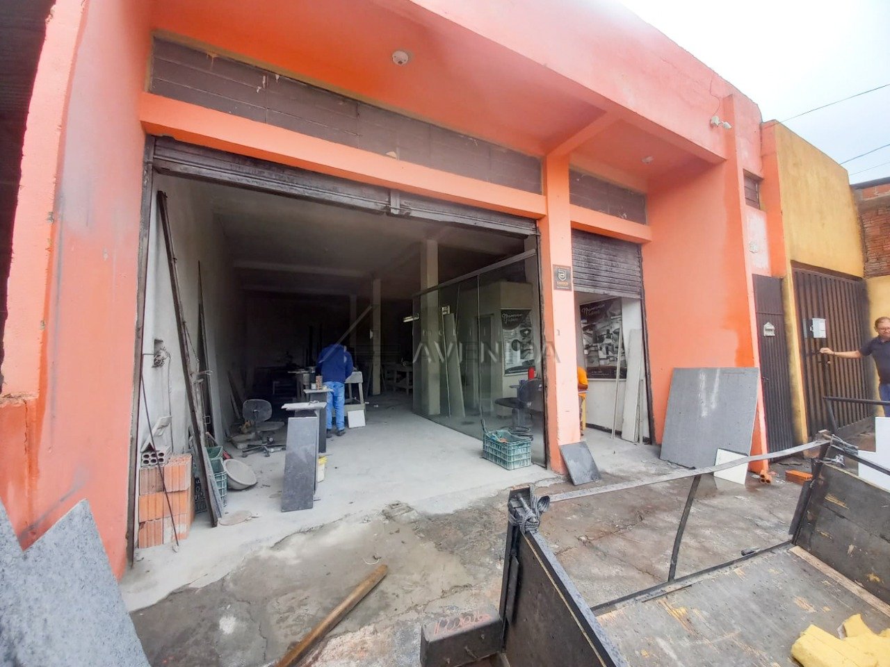 foto do anúncio Galpão Comercial com 145,96 m² à Venda no Jardim Marissol – Zona Leste de Londrina (12256)