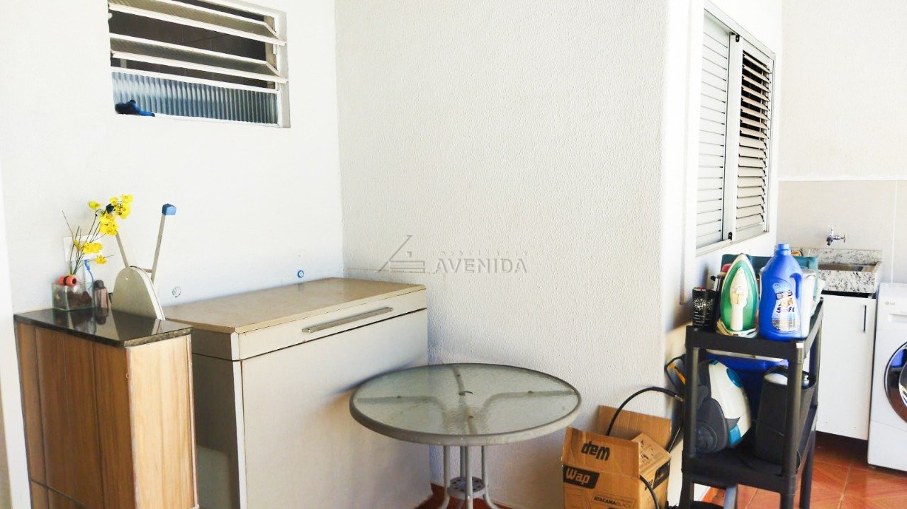 foto do anúncio Casa com 3 Quartos (1 Suíte) à Venda no Bairro José Garcia Molina – Região Norte de Londrina  (13374)