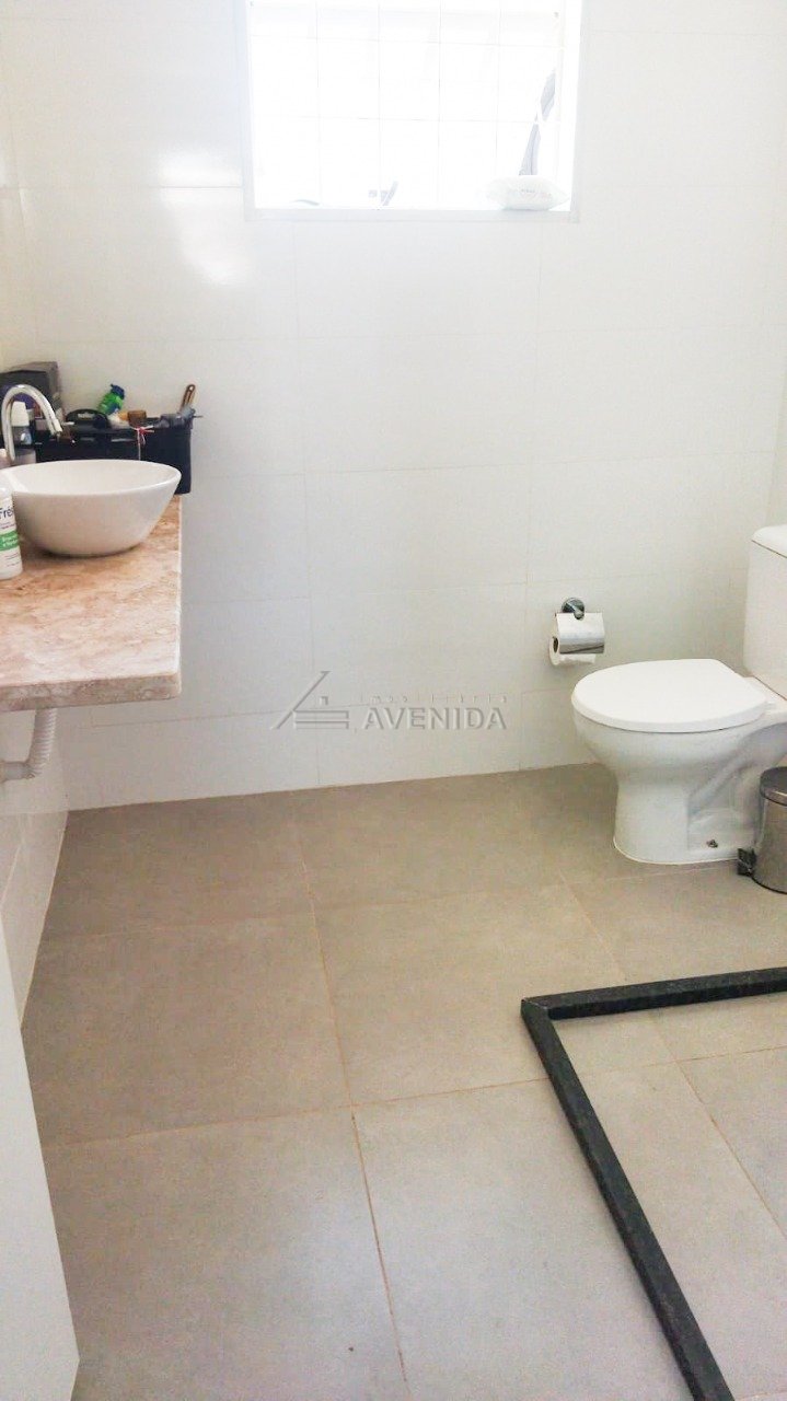 foto do anúncio Casa com 3 Quartos (1 Suíte) à Venda no Bairro José Garcia Molina – Região Norte de Londrina  (13374)