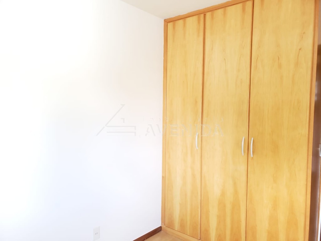 foto do anúncio Apartamento com 3 quartos para venda na Vila Siam em Londrina. (1030)