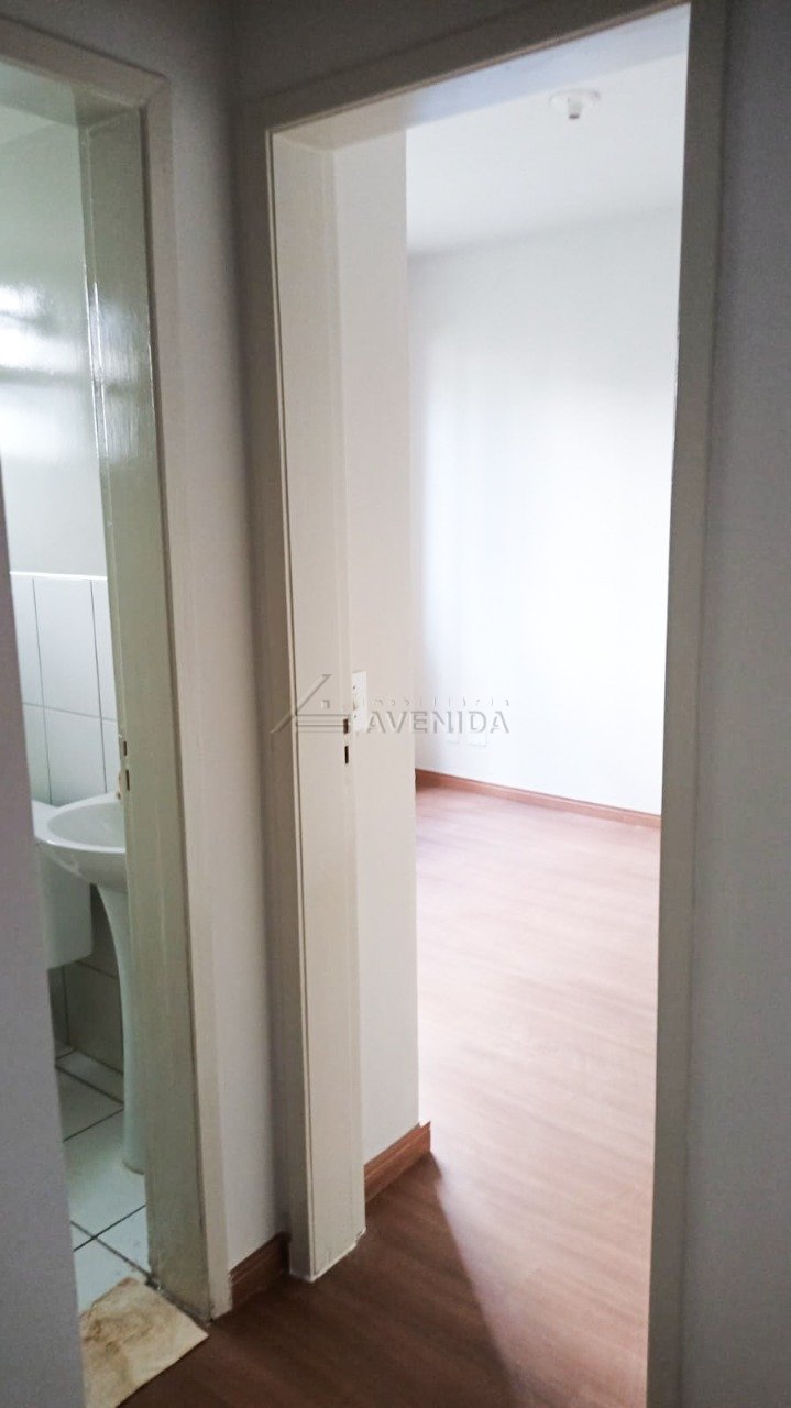 foto do anúncio Apartamento Térreo Reformado com 2 Quartos no Residencial Spazio Luminis – Jardim Montecatini, Cambé (Ref. 13213)