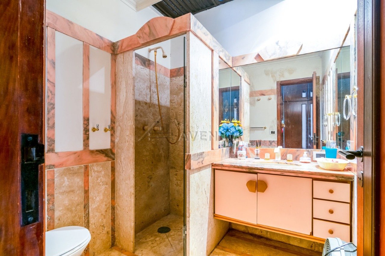 foto do anúncio Casa à Beira do Lago com 4 Quartos – 1.300m² no Jardim do Lago, Londrina (Ref. 11884)