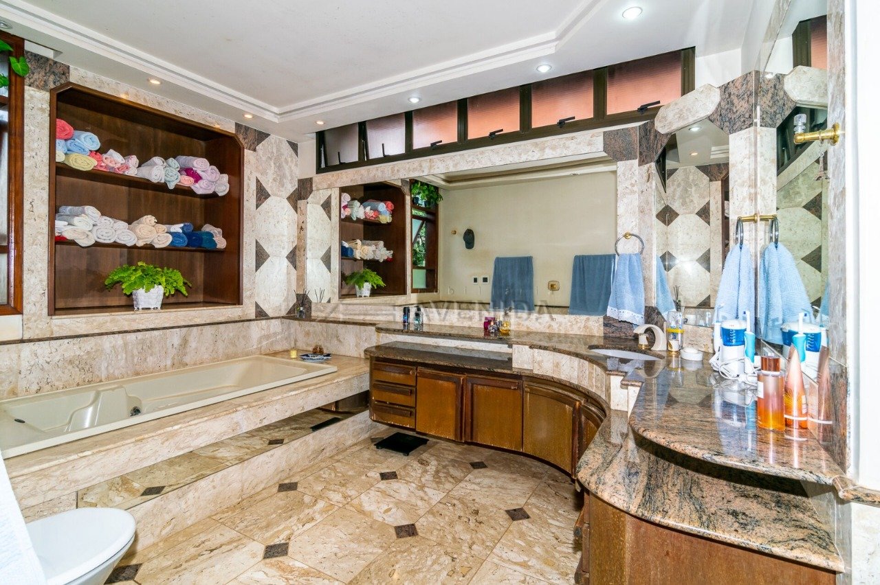 foto do anúncio Casa à Beira do Lago com 4 Quartos – 1.300m² no Jardim do Lago, Londrina (Ref. 11884)