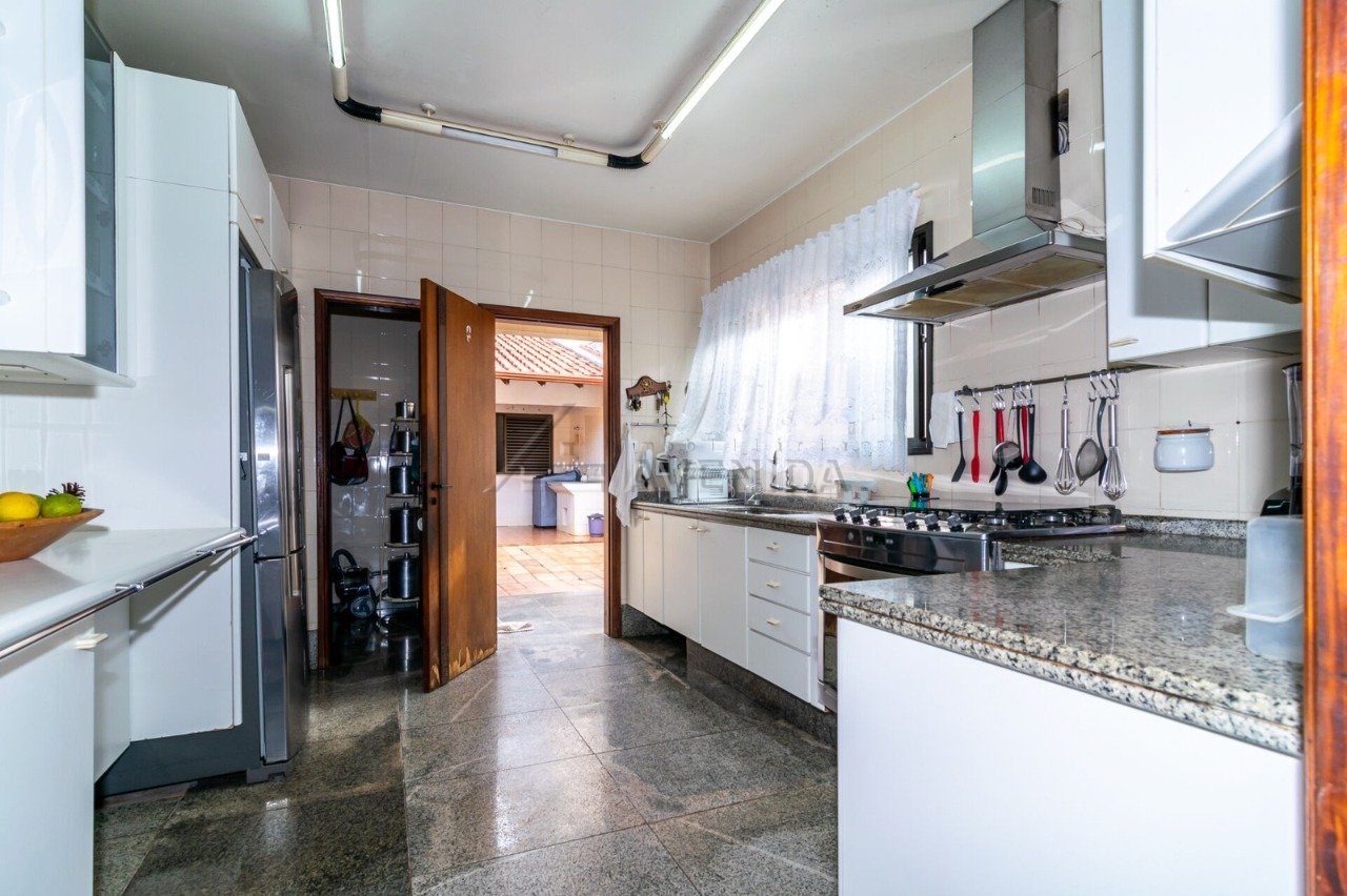 foto do anúncio Casa à Beira do Lago com 4 Quartos – 1.300m² no Jardim do Lago, Londrina (Ref. 11884)