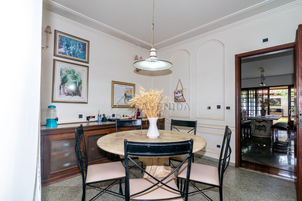 foto do anúncio Casa à Beira do Lago com 4 Quartos – 1.300m² no Jardim do Lago, Londrina (Ref. 11884)