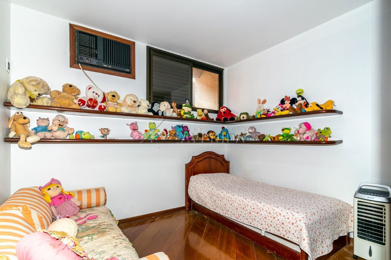 foto do anúncio Casa à Beira do Lago com 4 Quartos – 1.300m² no Jardim do Lago, Londrina (Ref. 11884)