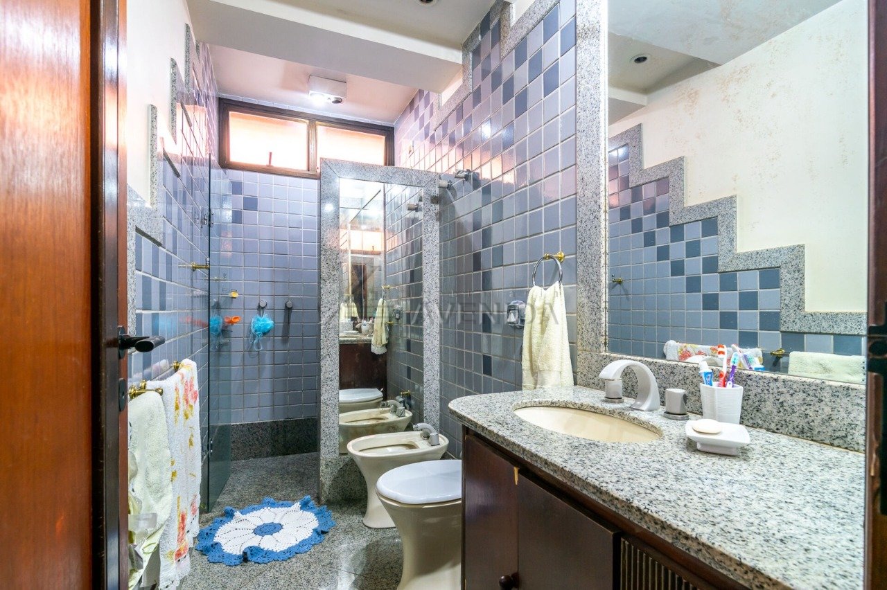 foto do anúncio Casa à Beira do Lago com 4 Quartos – 1.300m² no Jardim do Lago, Londrina (Ref. 11884)