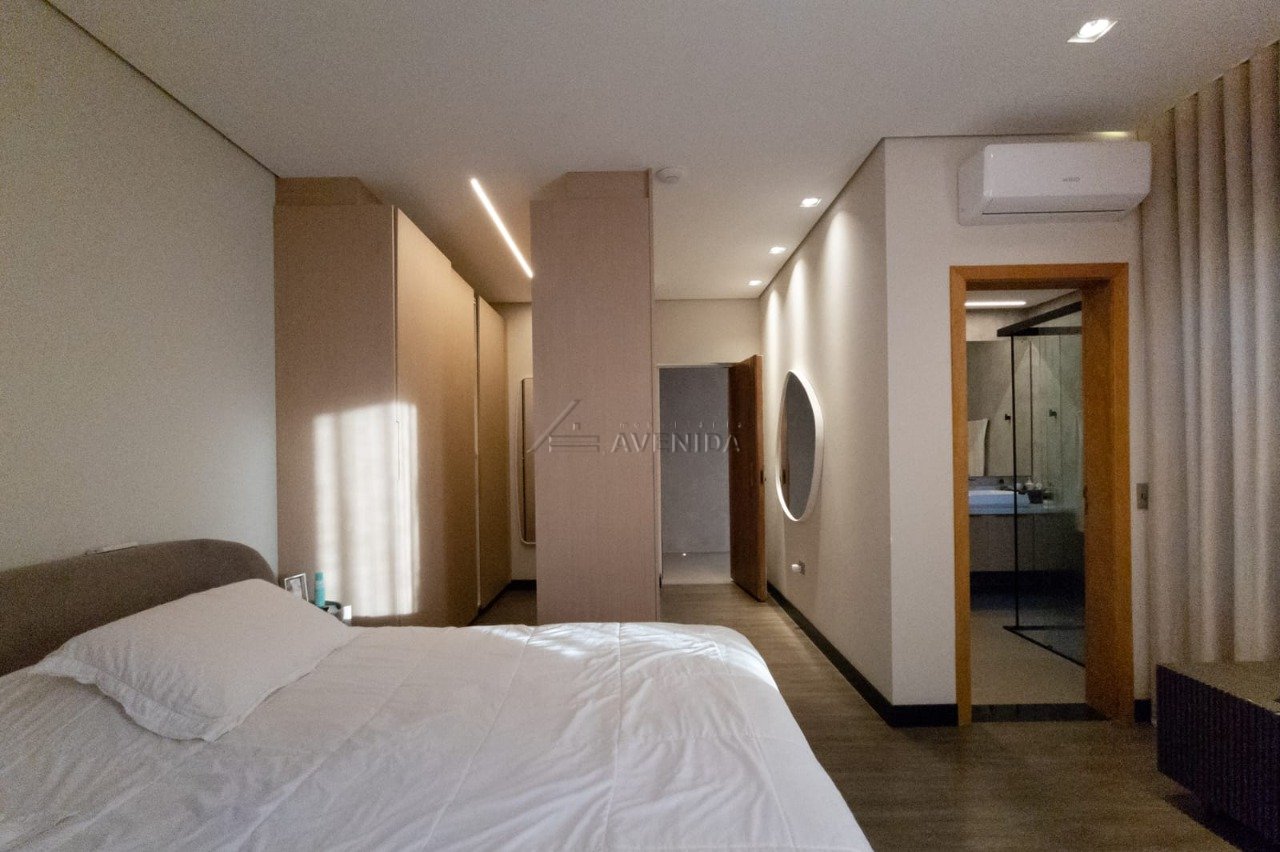 foto do anúncio Casa de Alto Padrão à Venda no Condomínio Royal Forest – Londrina (Ref. 12819)