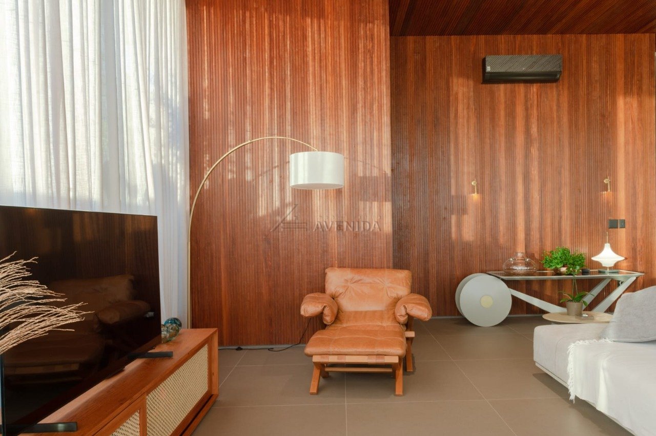 foto do anúncio Casa de Alto Padrão à Venda no Condomínio Royal Forest – Londrina (Ref. 12819)