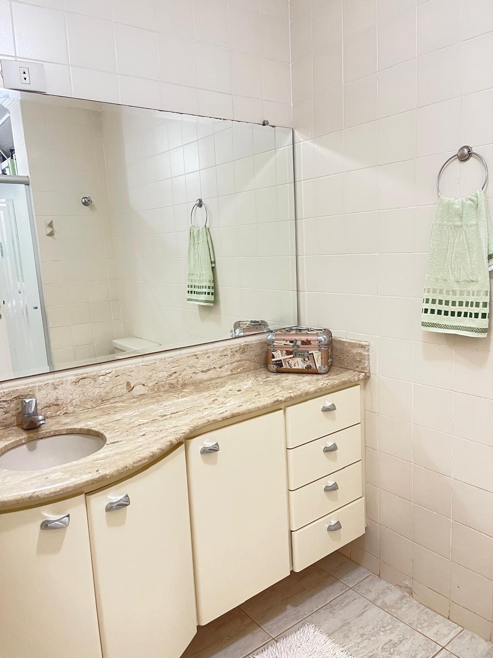 foto do anúncio Apartamento  próximo ao centro - reformado e completo em armários     