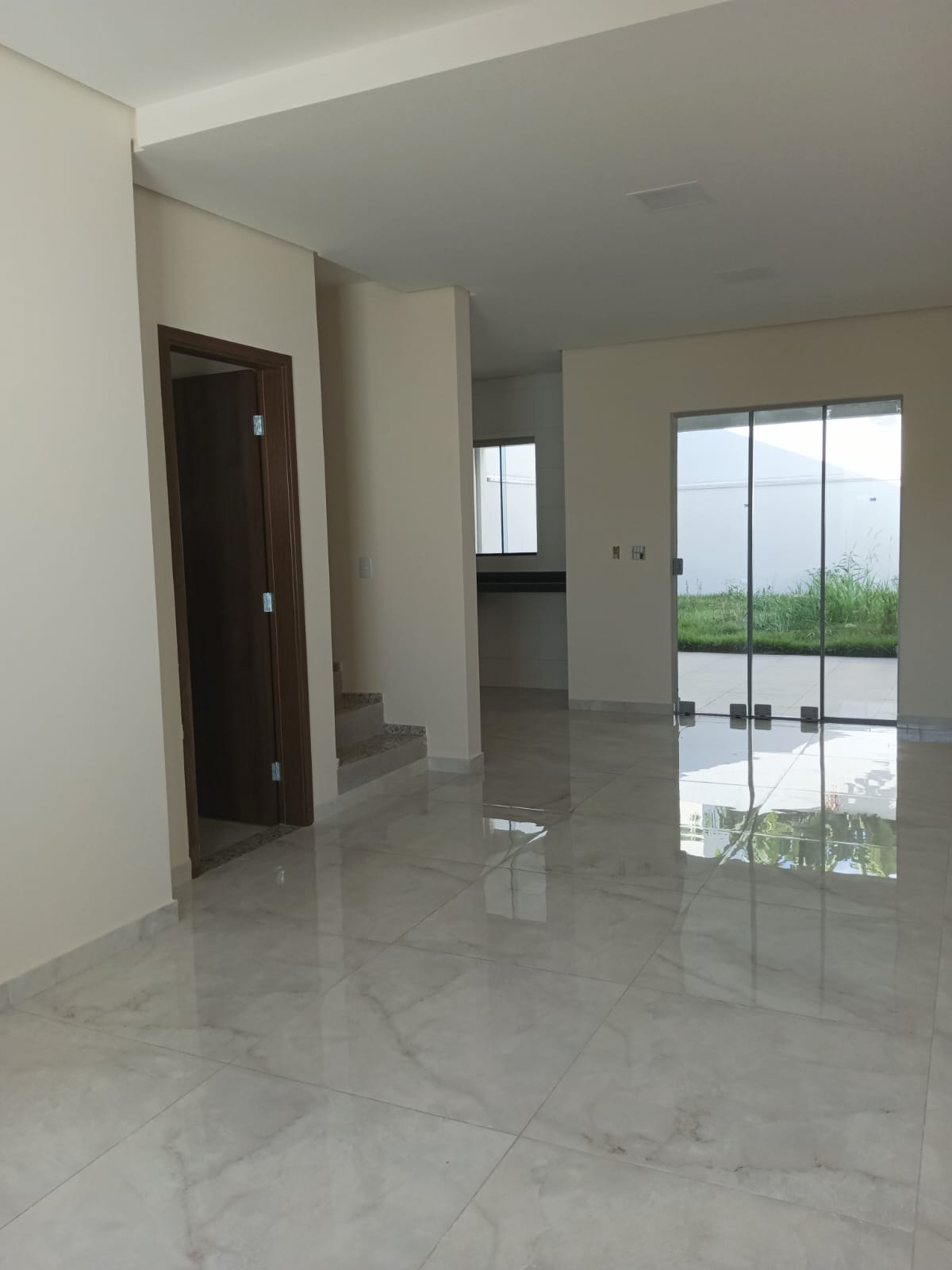 foto do anúncio Casa | Jardim Bandeirantes | à venda | 3 quartos | 4 vagas | Londrina