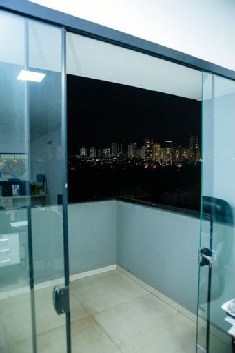 foto do anúncio Casa de Alto Padrão no Lago Parque | 3 Quartos (2 Suítes) | 2 Vagas | Londrina