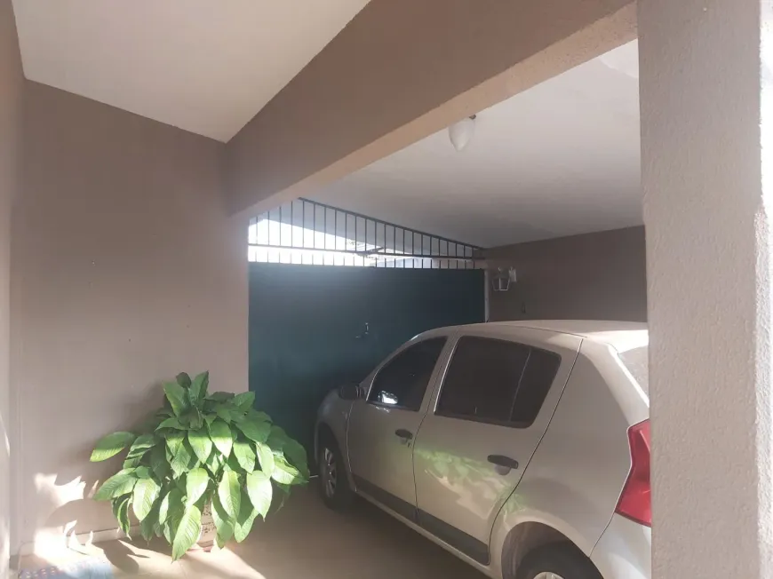 foto do anúncio Casa térrea no Jardim Adriana II 