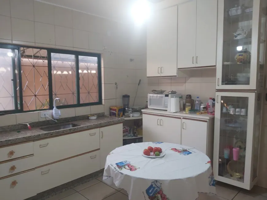 foto do anúncio Casa térrea no Jardim Adriana II 